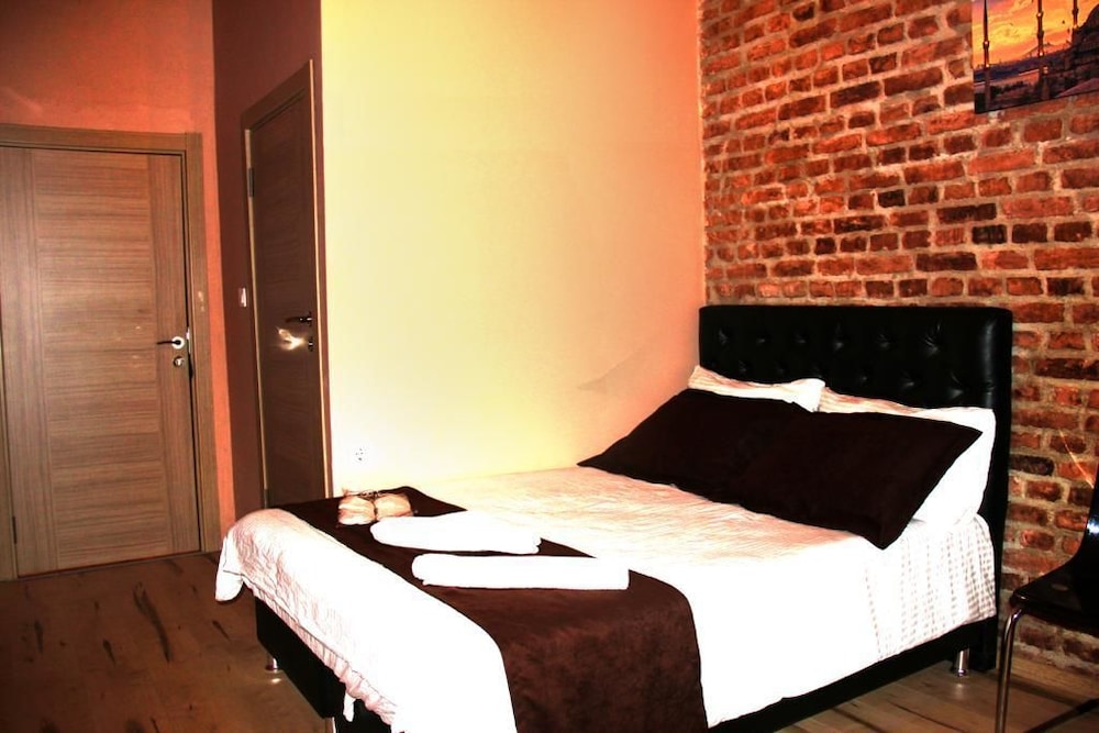 Aysa Hotel 11/58