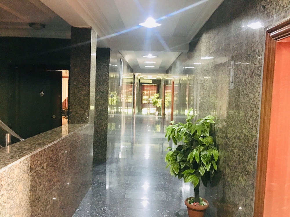 Hymax Grace Hotel And Suites 14/29