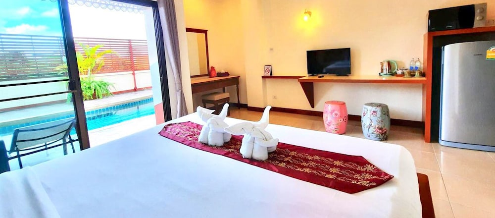 Mei Zhou Phuket Hotel 19/67