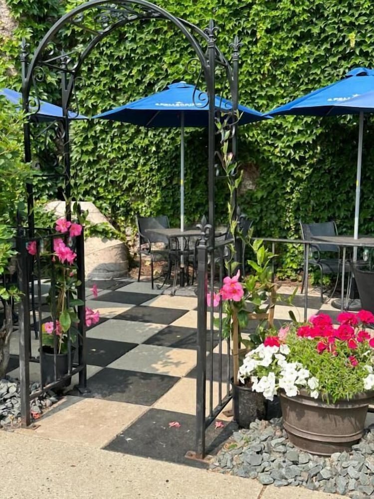 Nicollet Island Inn 37/44