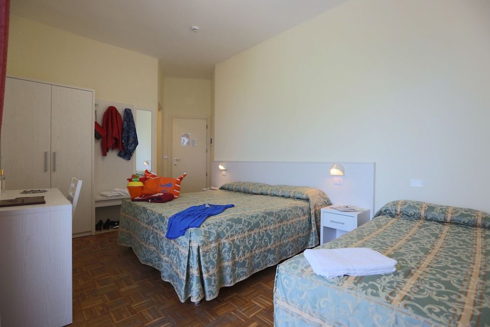 FAMILY HOTEL K2 & SPIAGGIA MARINA BEACH 7/38
