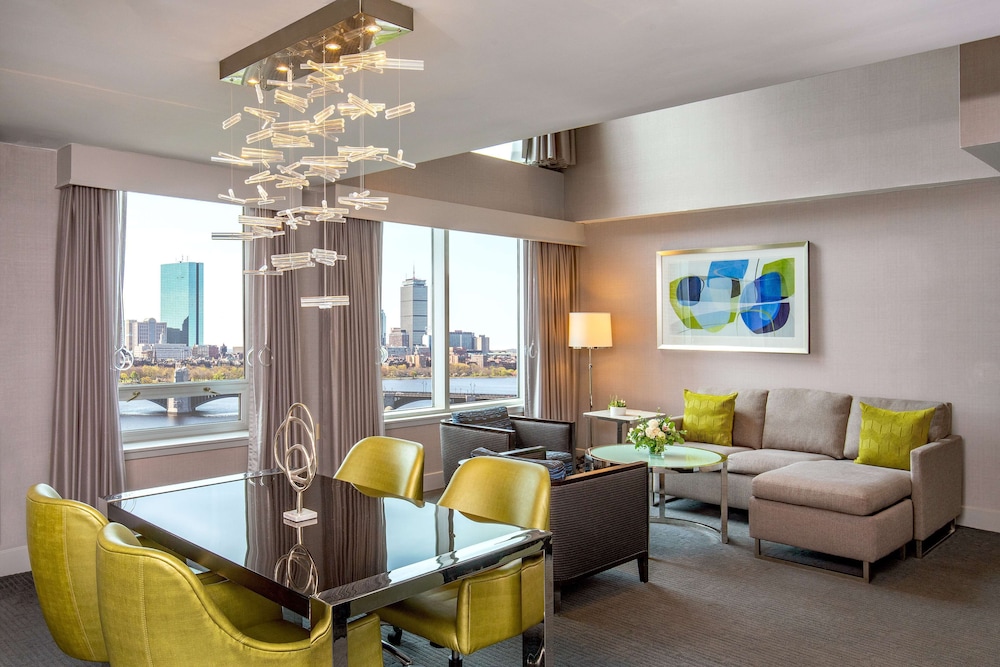 The Royal Sonesta Boston 18/33