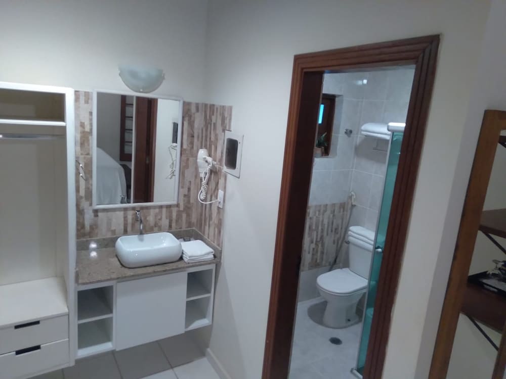 Hiu Hotel 47/50