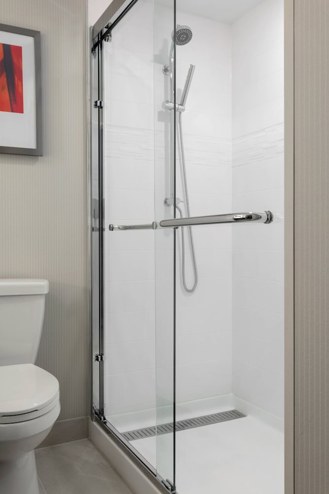 Delta Hotels By Marriott Indianapolis Airport 9/29