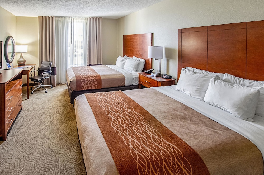 Comfort Inn Suites Santee 12/39