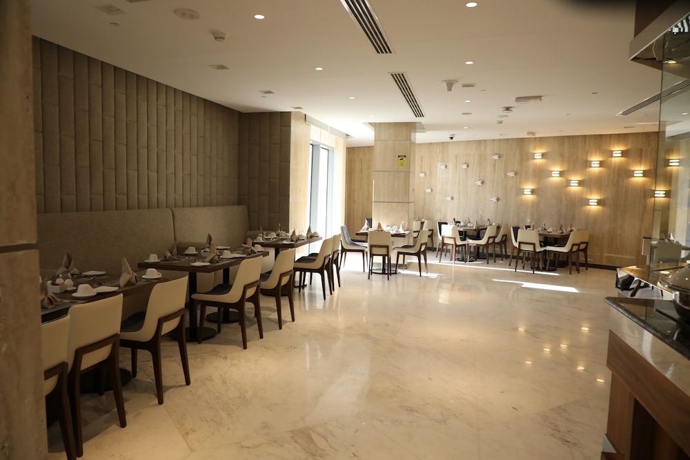 Vip Hotel 60/72