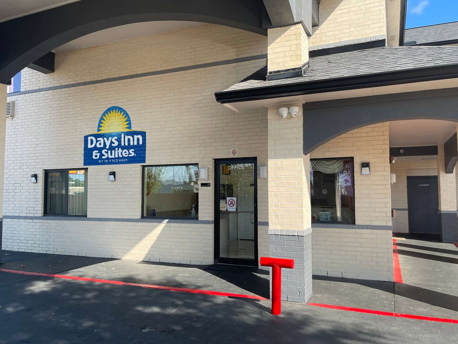 Days Inn Dickinson Tx 2/40