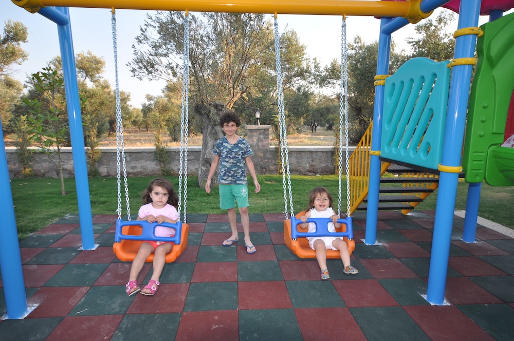 Zeytin Arasi Apart Otel 37/50