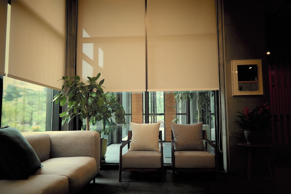 Illeinn Hotel 25/32