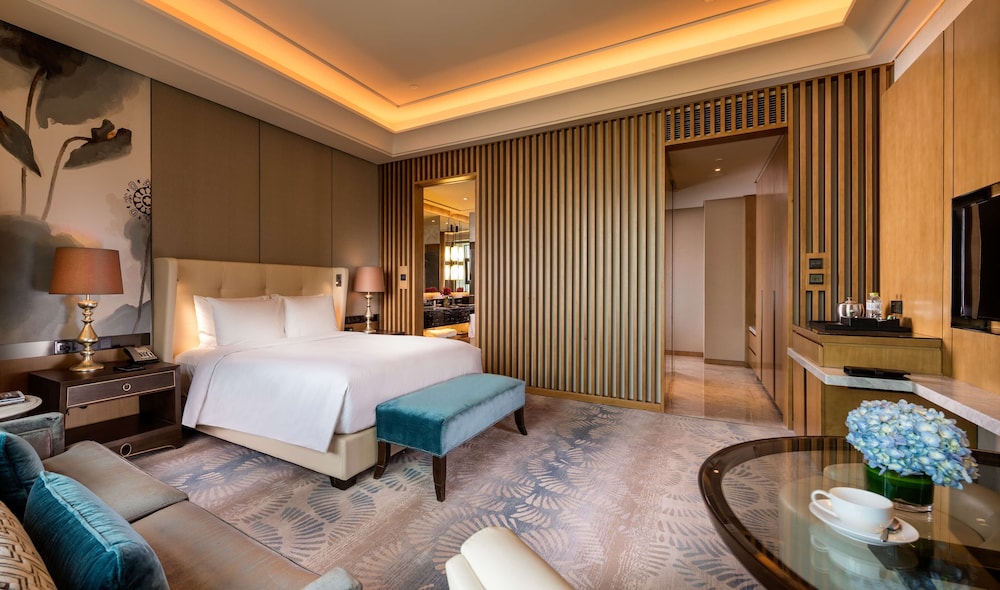 Hilton Urumqi 29/63