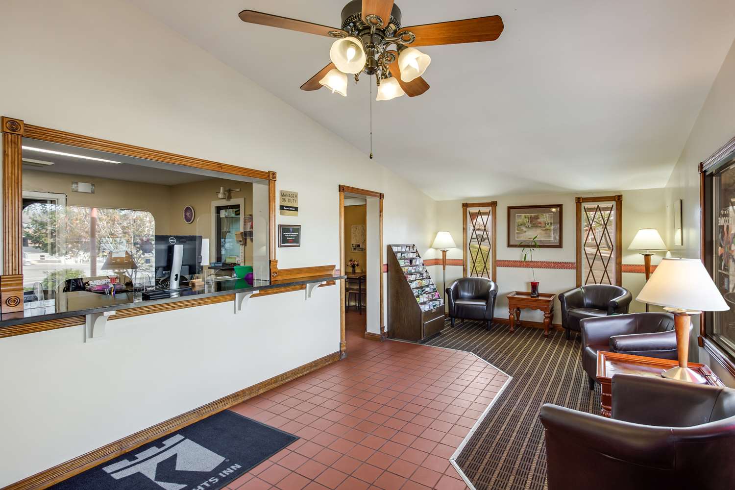 Knights Inn Ashland 24/39