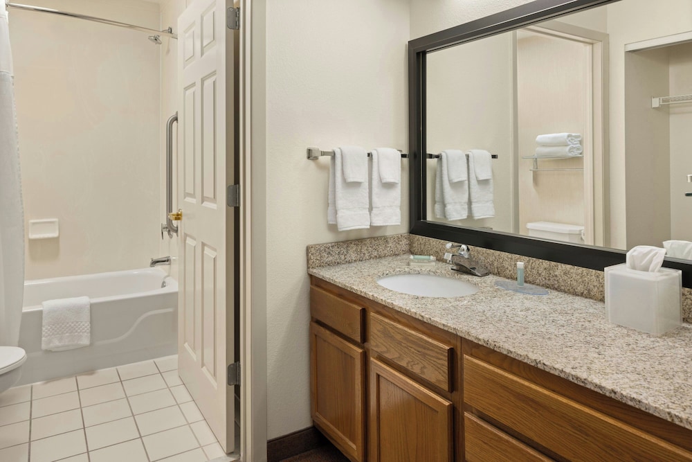 Residence Inn By Marriott Bloomington By Mall of America 41/48