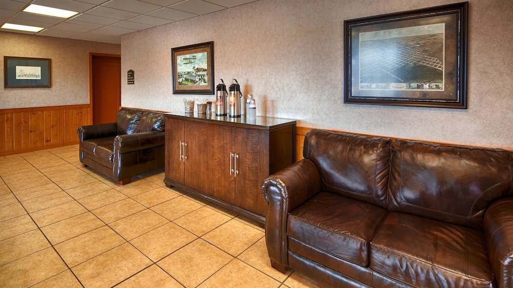 Best Western State Fair Inn 16/28
