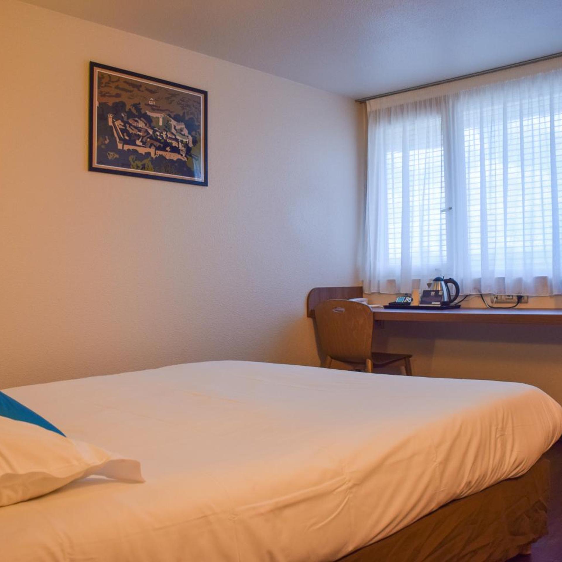 Room, Double Bed