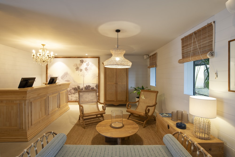Veranda Grand Baie Hotel and Spa 16/66