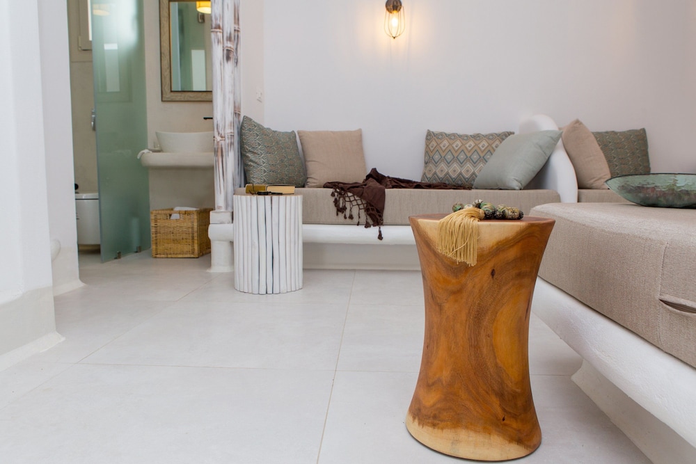 Naxian Lounge Villas 33/50