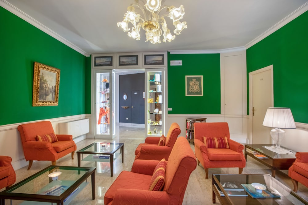 Hotel Regina Sorrento 52/72