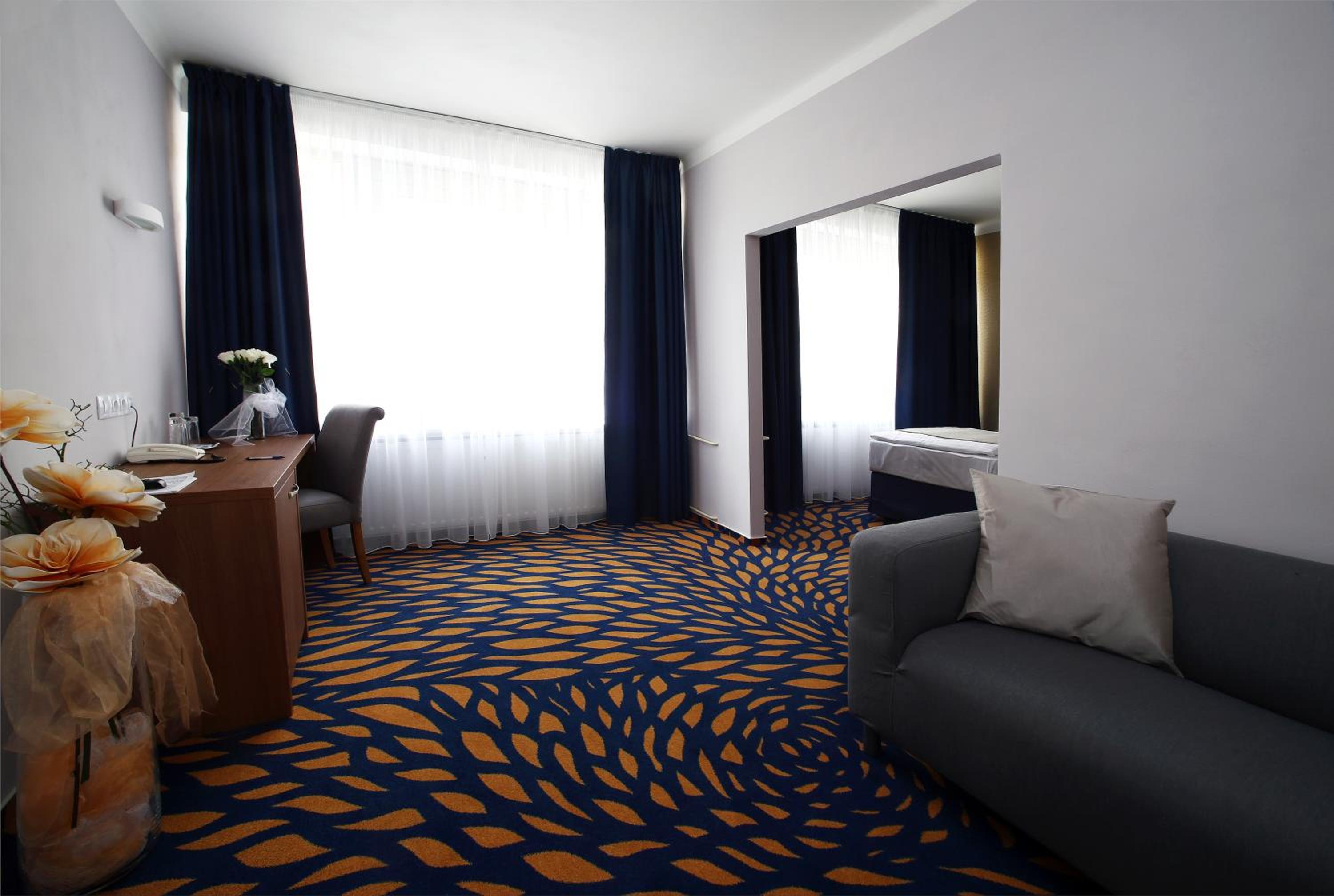 Hotel Central 33/50