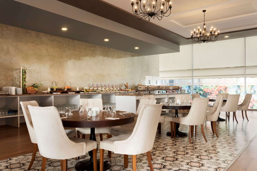 Hawthorn Suites By Wyndham Cerkezkoy 30/44