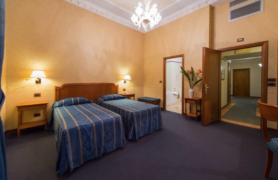 STANDARD, TWIN BEDS