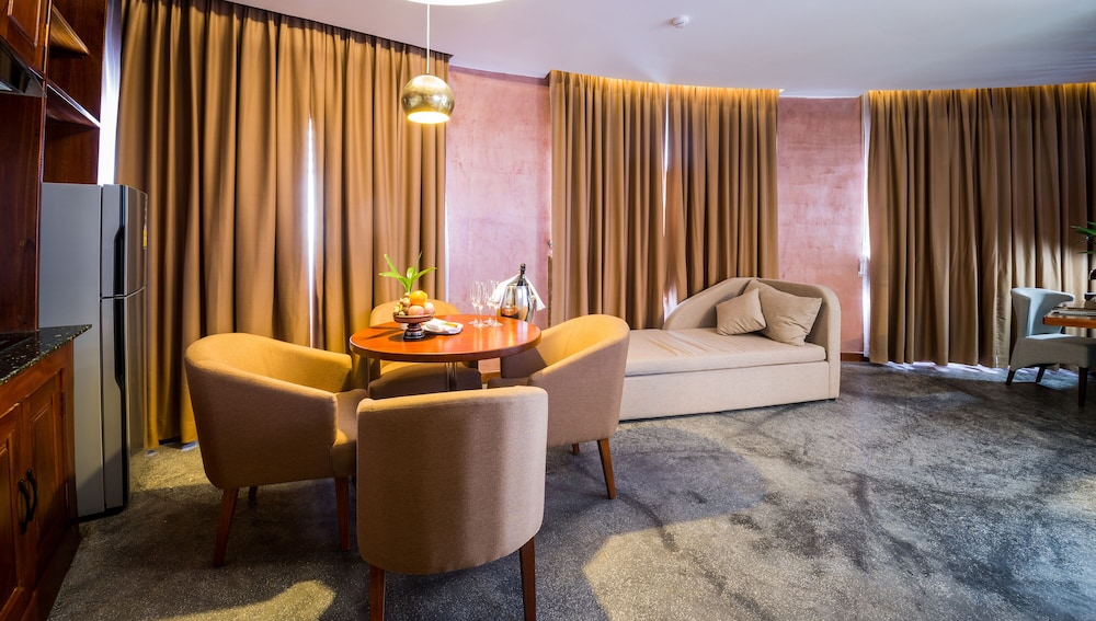 Almond Bassac River Hotel 30/49