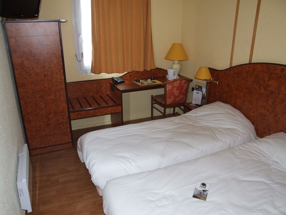 Logis Cottage Hotel 17/66