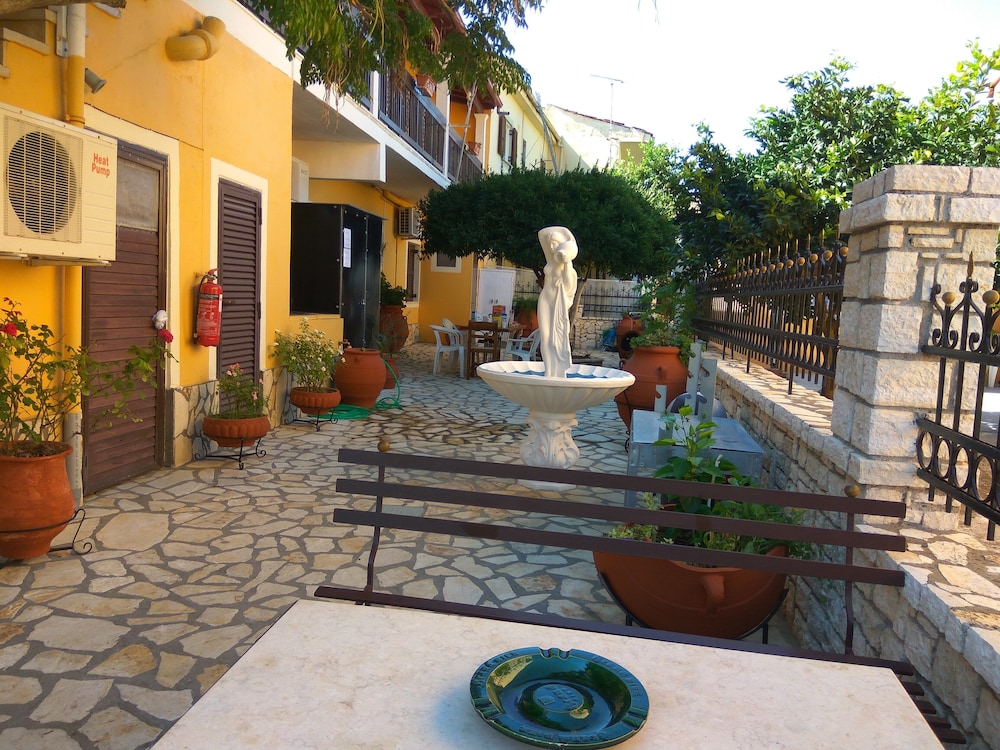 Corfu Dream Fani 12/64
