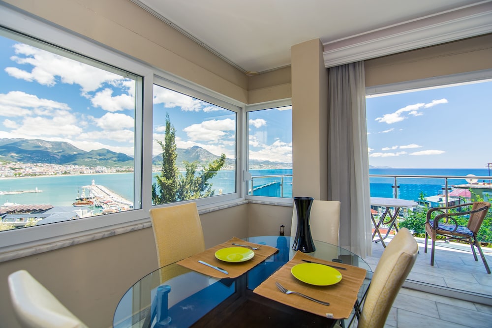 Lemon Villa Hotel 55/74
