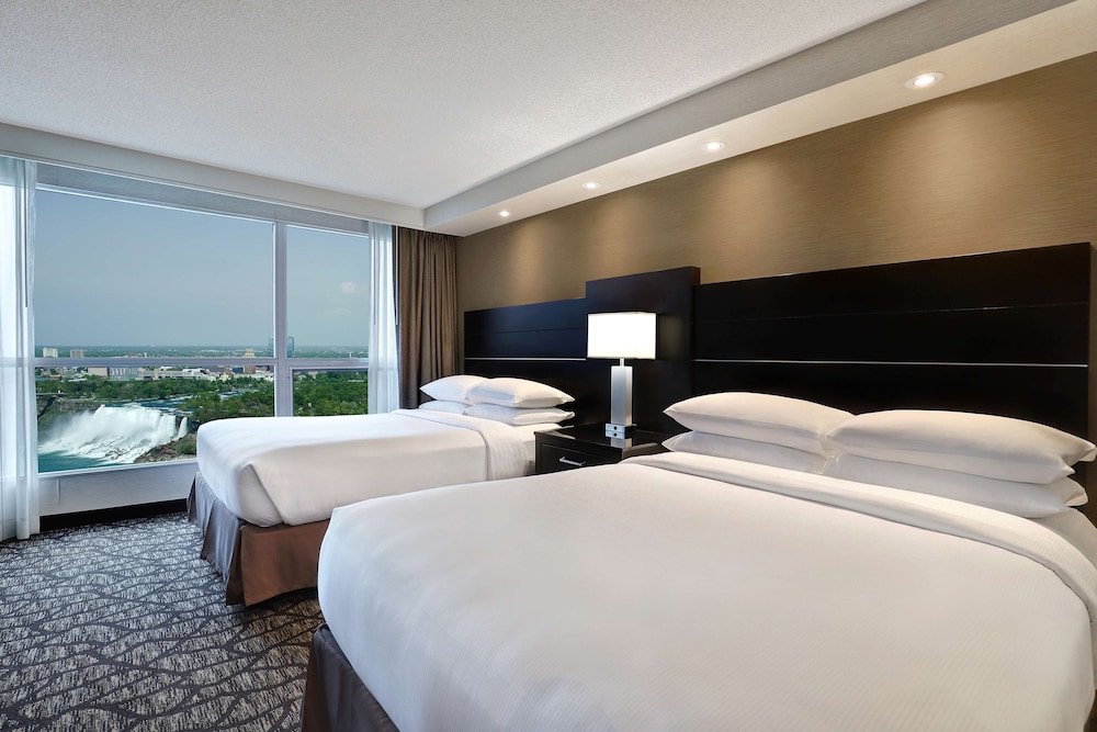 Embassy Suites By Hilton Niagara Falls Fallsview 24/52