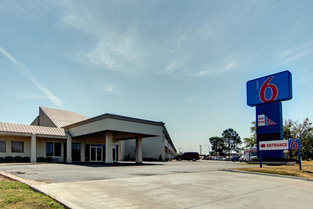 Motel6 Mount Pleasant, TX in MOUNT PLEASANT - TX