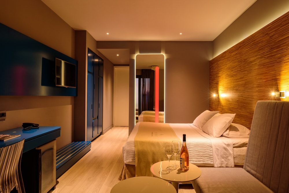 Essence Contemporary Living Hotel 16/50