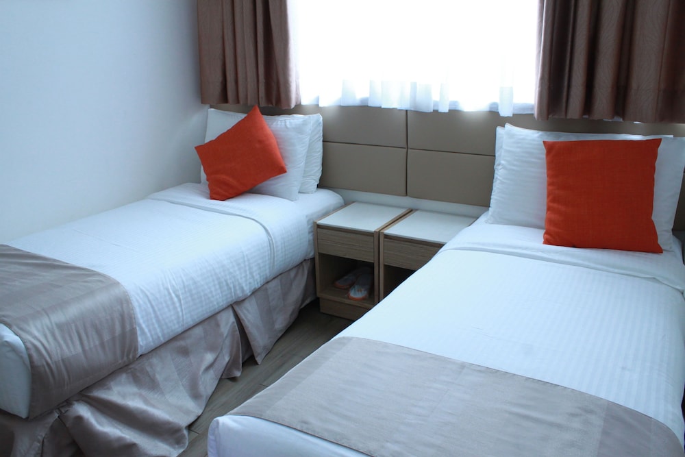 STANDARD, DOUBLE OR TWIN BED