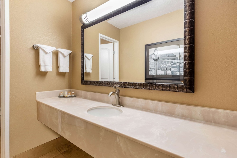 La Quinta Inn Suites By Wyndham Seattle Downtown 22/44