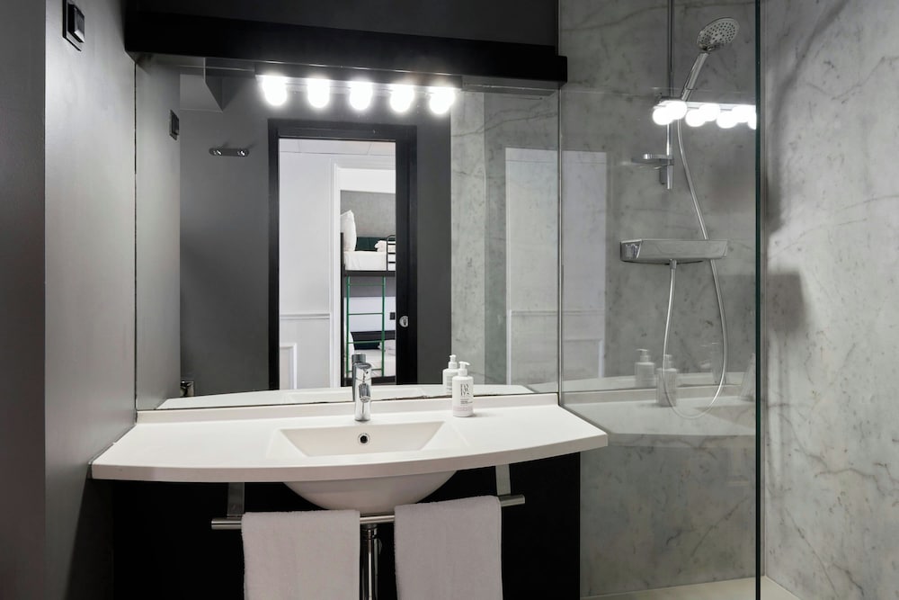 Moxy Paris La Villette 54/56