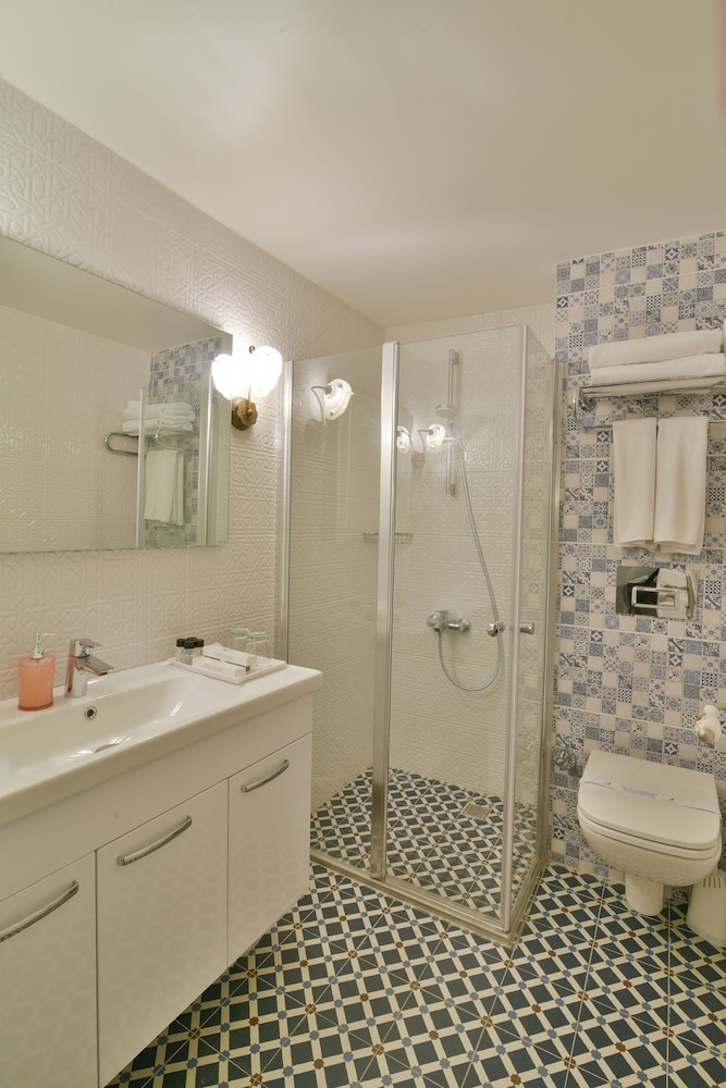 Istanbul Life Hotel 34/36