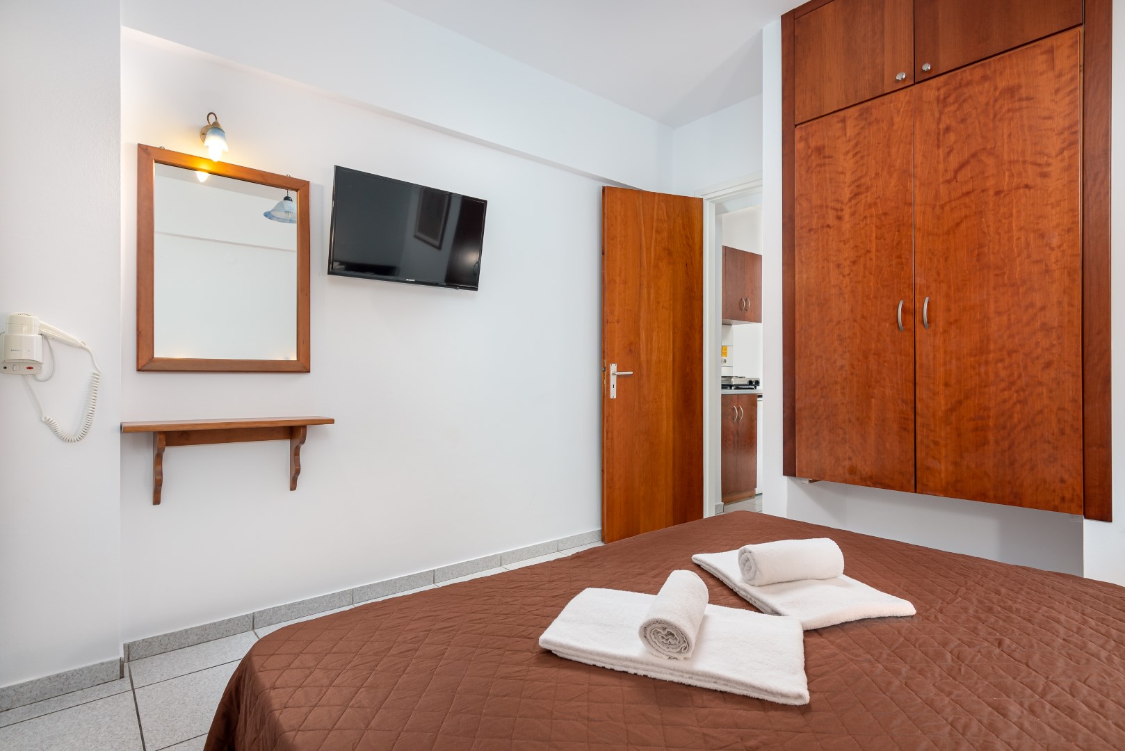 Bellos Hotel & Apartments 12/31