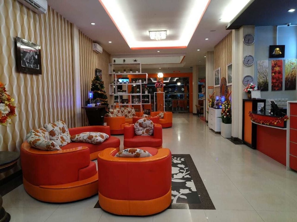 Fortune Front One Hotel Kendari 15/33