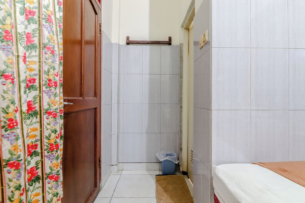 Hotel Bintang Malang 49/50