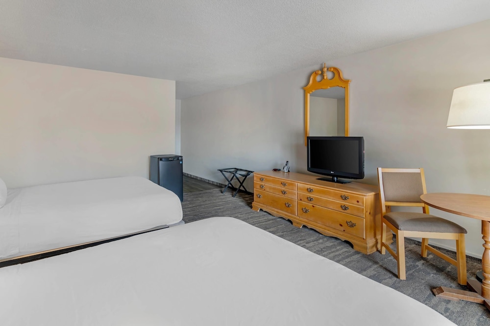 Green Granite Inn, an Ascend Collection Hotel 36/72