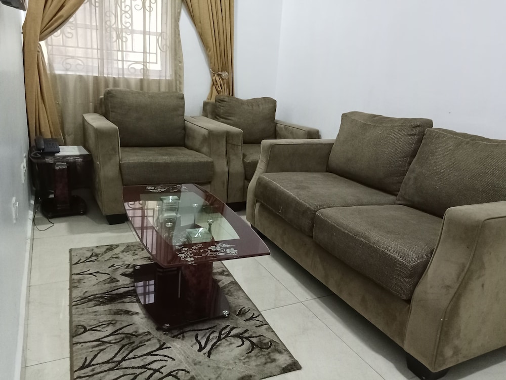 Degok Hotel 35/50