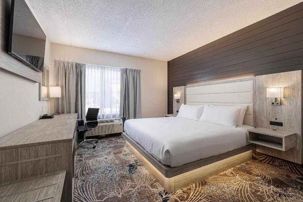 Upgrade, King Bed