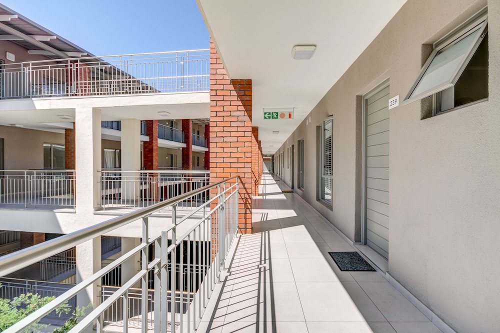 UniqueStay Mayfair Luxury Apartment 1/33