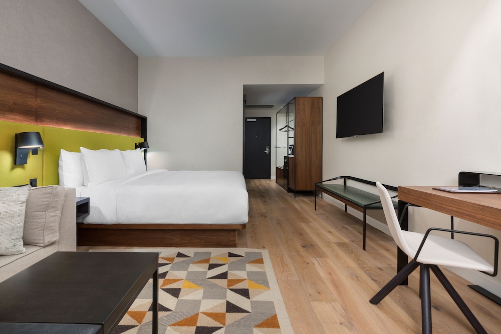 Hyatt Centric Mountain View 16/70