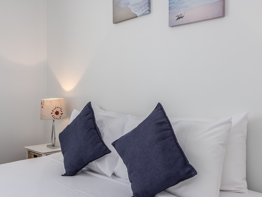 Neptune Resort 31/80