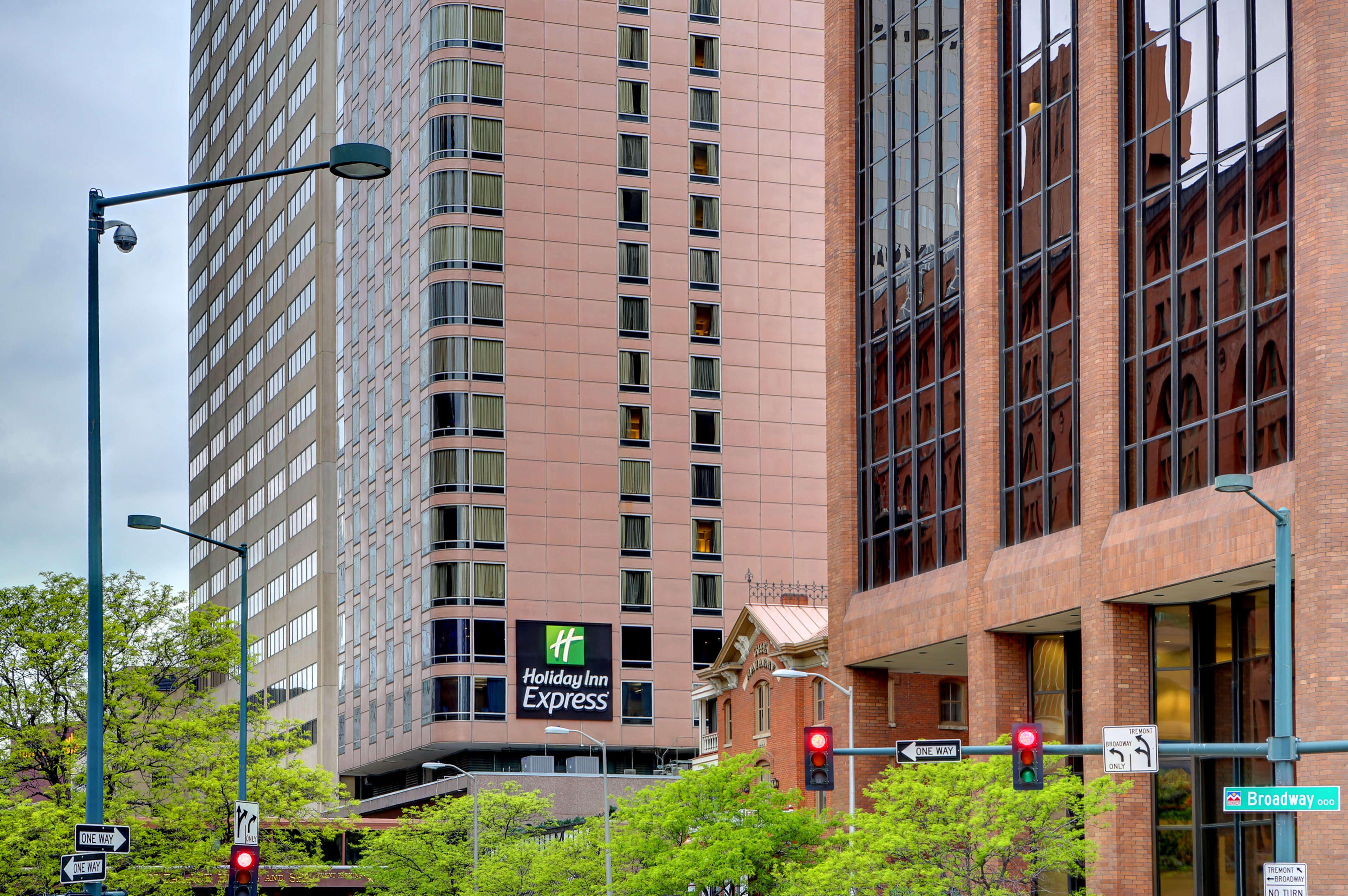 Holiday Inn Express Denver Downtown 1/44