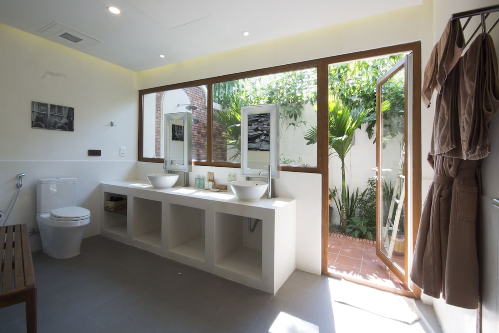 Cassia Cottage 8/55