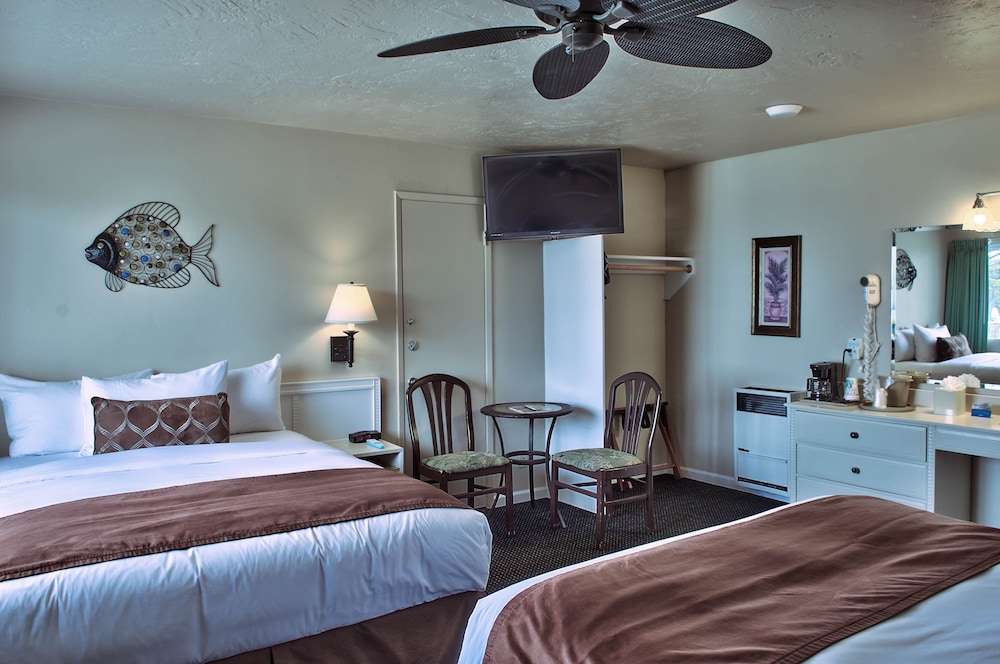 Lovers Point Inn 4/21