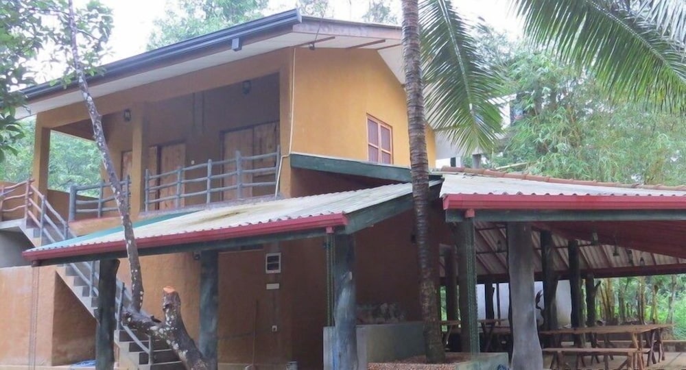 Sinharaja Birder's Lodge 2/36