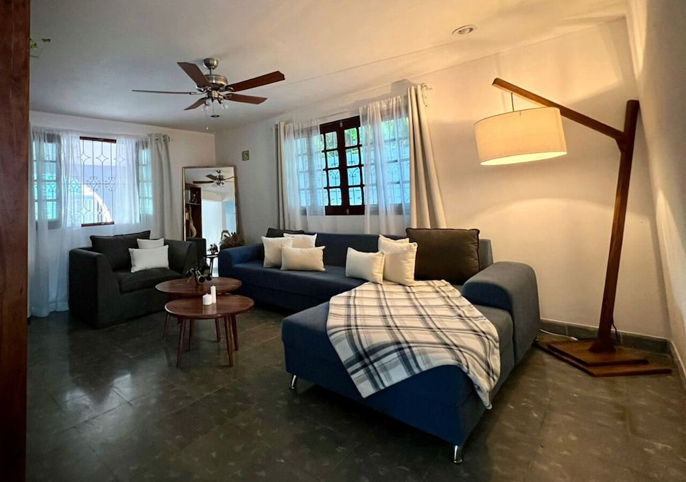 Casa Ekinox 22/49