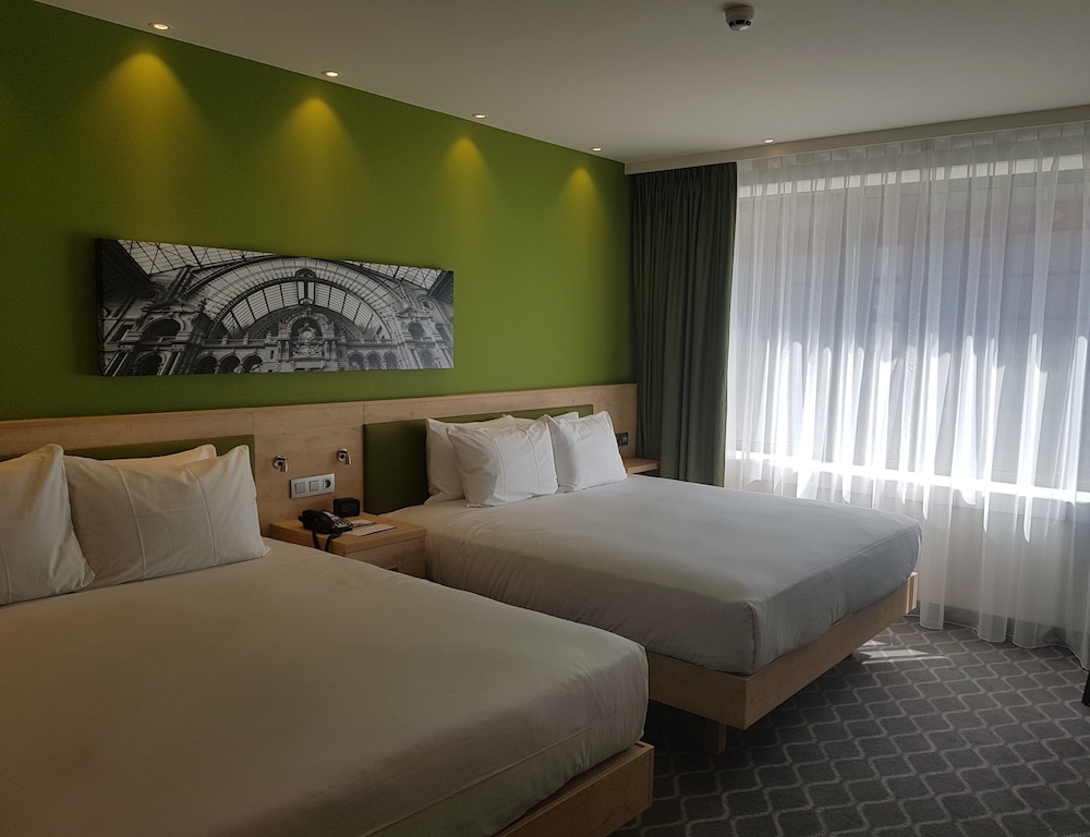 Hampton by Hilton Antwerp Central Station 23/57